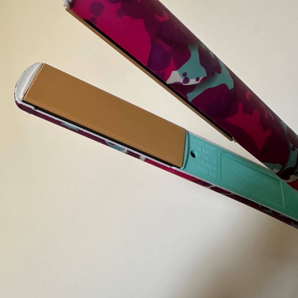 CHI Air Pink and Teal Flat Iron - Picture 3 of 5